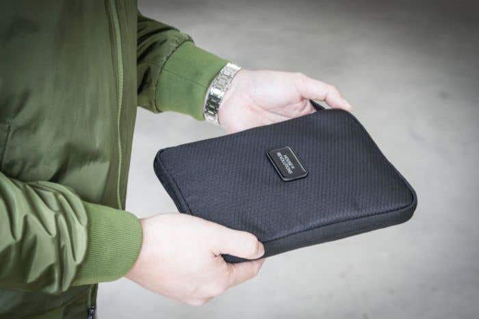 BrandCharger Reisebrieftasche Rover