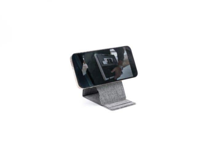 BrandCharger Kabelloses Ladegerät Ascend Charge | MagSafe-kompatibel