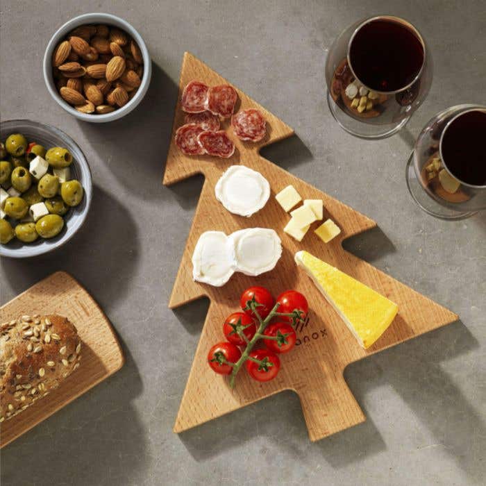 Bowls and Dishes - Pure Wood - X-Mas Tree Serving Board