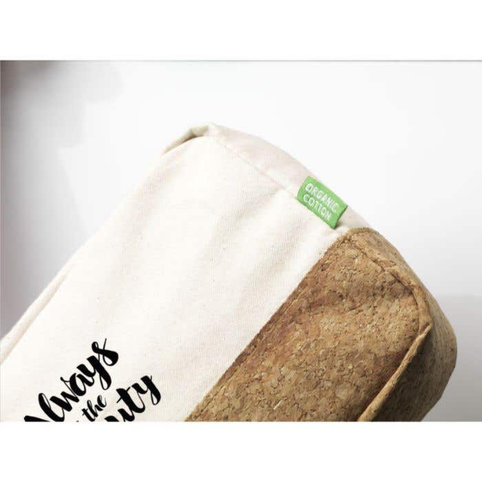 CosCork toiletry bag