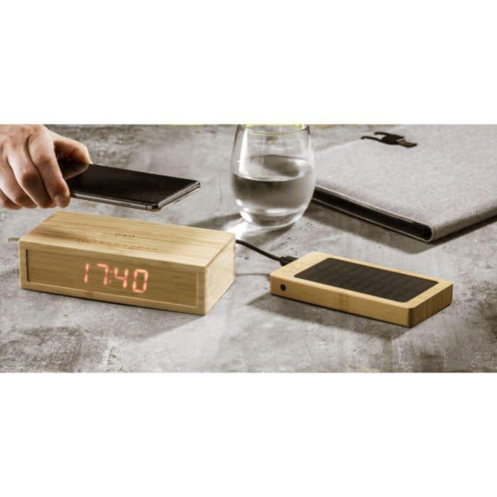 Solar Powerbank 8000+ Wireless Charger chargeur externe