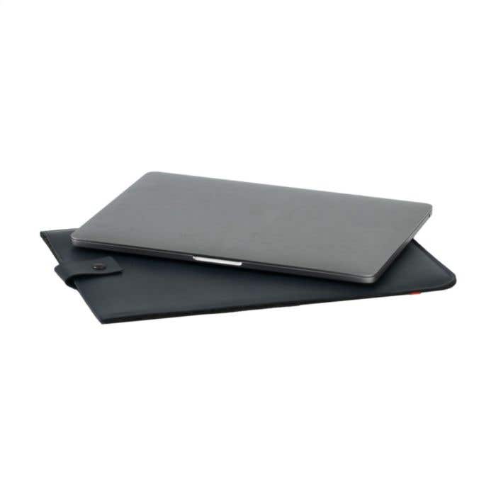 Recycled Leather Laptop Sleeve 16"
