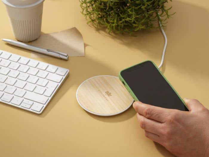 Bamboo 15W Wireless Fast Charger