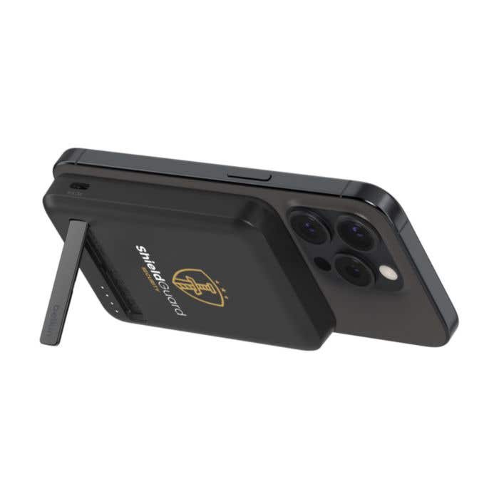 Belkin 5k Qi2 MagSafe PowerBank with Kickstand